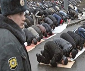   مصر اليوم - موسكو تدرس إقامة مساجد متنقلة في حدائقها للحد من نقصها في روسيا