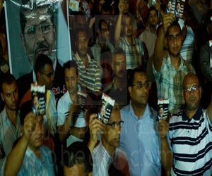   مصر اليوم - مواصلة الإحتجاجات الليلية لأنصار جماعة الإخوان المسلمين باﻹسكندرية