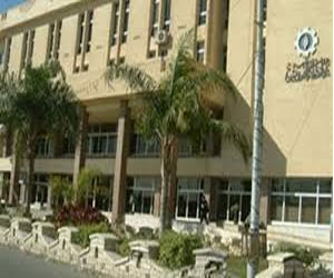   مصر اليوم - الإفراج عن عمال الصلب عقب محاصرة مجمع محاكم السويس