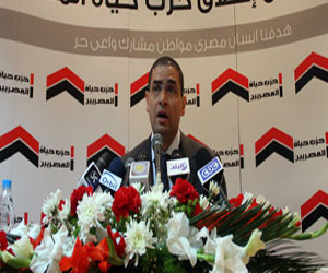   مصر اليوم - رئيس حياة المصريين يطالب بضبط قيادات الإخوان