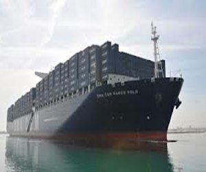   مصر اليوم - انتظام العمل بقناة السويس رغم التوتر الأمني