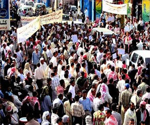   مصر اليوم - شباب الأزهر والأقباط يطالبون المصريين بالوقوف صفًا واحدًا