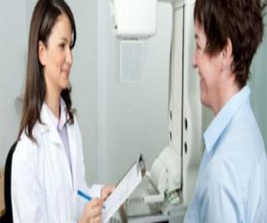   مصر اليوم - 4 فحوص أساسية تبعد عن كل امرأة شبح الأمراض