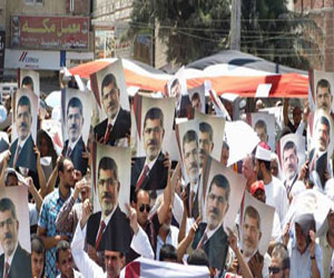 مصر اليوم - الشرطة تفض تجمعًا لأنصار المعزول في مسجد الفتح في رمسيس