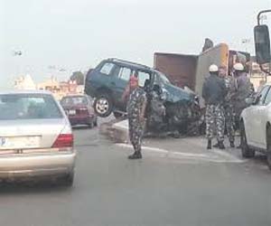 مصر اليوم - حادث سير يغلق الطريق الوحيد لدخول القاهرة