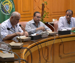   مصر اليوم - محافظ الإسماعيلية يبحث مع رئيس هيئة قناة السويس سبل دعم التعاون