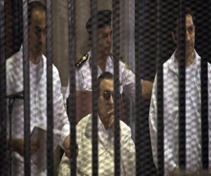   مصر اليوم - إخلاء سبيل مبارك في قضية القصور واستمرار حبس نجليه