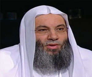   مصر اليوم - الداعية محمد حسان ينفي إجازته حمل السلاح في التظاهرات