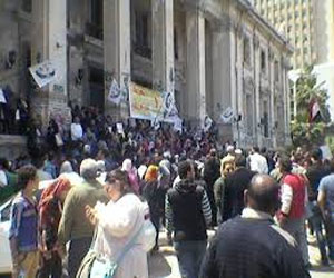   مصر اليوم - محامو الإسكندرية يدافعون عن الموقوفين في الأحداث الأخيرة