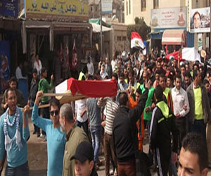   مصر اليوم - مسيرة بالنعوش في كفرالشيخ للتنديد بالإرهاب وقتل الأبرياء في سيناء