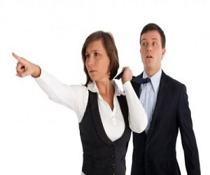   مصر اليوم - دراسة: المرأة تقود الرجل كما تشاء