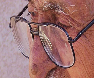   مصر اليوم - ارتفاع الكولسترول قد يصيب الرجال في منتصف العمر بأزمة قلبية