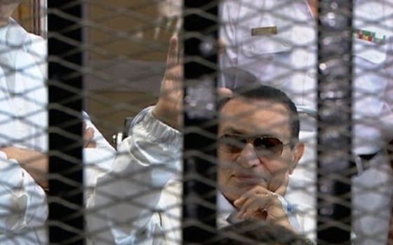   مصر اليوم - مستأنف شمال القاهرة تخلي سبيل مبارك في قضية الأهرام ويغادر السجن خلال أيام