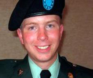 مصر اليوم - 35 سنة سجن لبرادلي مانينغ الذي سرب وثائق ويكيليكس