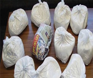   مصر اليوم - ضبط عاطل في الغردقة بحوزته 18 لفافة هيروين