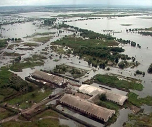   مصر اليوم - منسوب الفيضانات في نهر أمور الواقع يتخطى مستوى الخطر