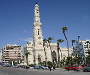   مصر اليوم - الأوقاف تنفي إغلاق القائد إبراهيم في صلاة الجمعة