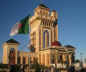   مصر اليوم - العثور على 3 جثث مقطوعة الرأس في غرب الجزائر