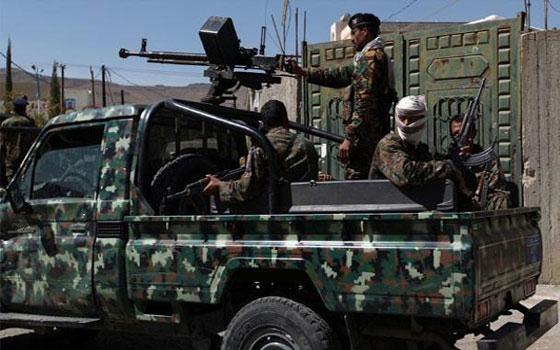   مصر اليوم - مقتل جنديين يمنيين في هجوم انتحاري لـالقاعدة وتوقيف مشتبهين