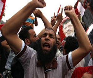   مصر اليوم - أهالي العباسية وحدائق الزيتون يطردون أنصار مرسي