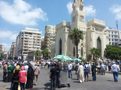   مصر اليوم - القائد إبراهيم بلا إخوان في جمعة الشهداء