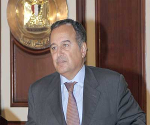   مصر اليوم - مباحثات هاتفية بين فهمي و نظيريه الأميركي والأسترالي