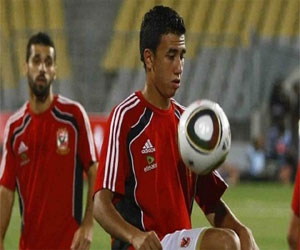   مصر اليوم - تريزيجيه يطالب وزير الرياضة بحل أزمته مع التعليم بعد رسوبه