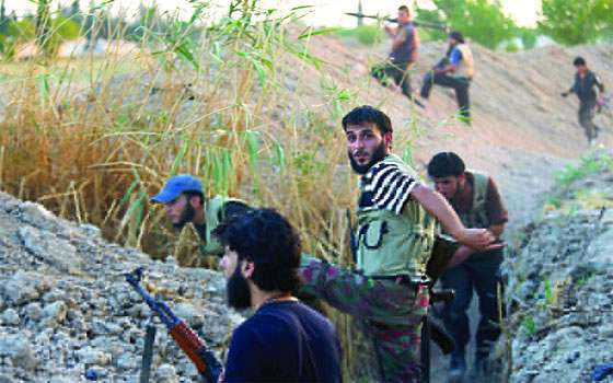   مصر اليوم - 114 قتيلاً السبت والحكومة تقصف جوبر والقابون بالصواريخ البالستية