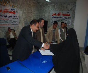   مصر اليوم - الأورمان تقدم مساعدات لعرائس سوهاج اليتيمات