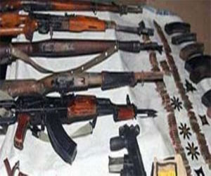   مصر اليوم - ضبط سلاح ناري بحوزة سائق في البحر الأحمر