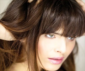   مصر اليوم - خلطات و وصفات طبيعية لتنعيم الشعر