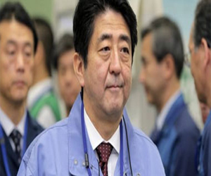   مصر اليوم - رئيس مجلس وزراء اليابان يصل الى الكويت