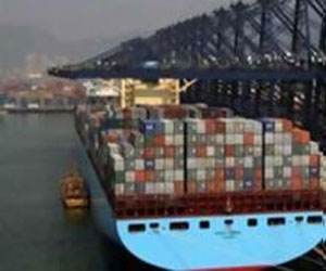   مصر اليوم - إحباط تهريب 130 ألف قطعة سلاح كتر قادمة من الصين