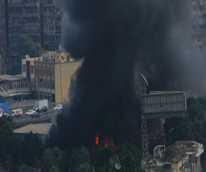   مصر اليوم - حريق هائل في سفنكس يسبب شللًا مروريًا في المهندسين