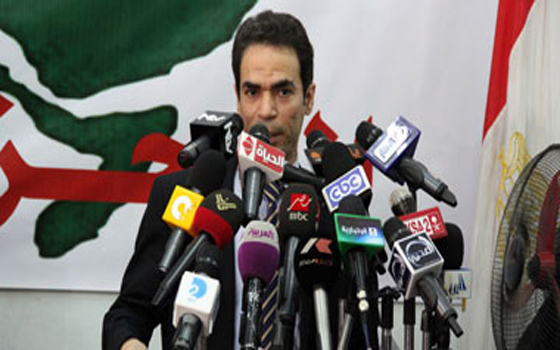   مصر اليوم - المسلماني يزور شيخ الأزهر ويؤكد أن تطاول أردوغان ضده لن يمر مرور الكرام