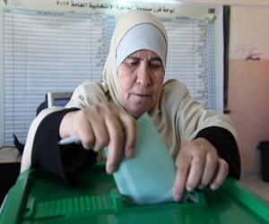   مصر اليوم - الأردنيون يدلون بأصواتهم في الانتخابات البلدية