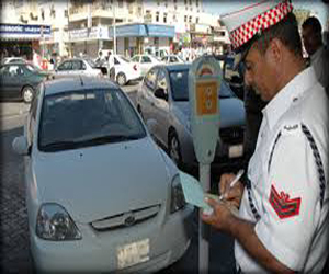   مصر اليوم - الشرطة الفلسطينية تغرم سائقًا في رام الله بسبب عدم حسن مظهره