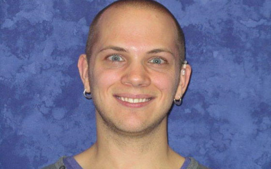   مصر اليوم - جماعات لحقوق الإنسان تسلط الضوء على قضية طالب أصم يدرس الطب