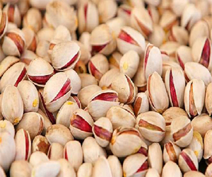   مصر اليوم - 9 فوائد لـ الفستق إطالة الشعر وترطيب البشرة وخفض الكوليسترول