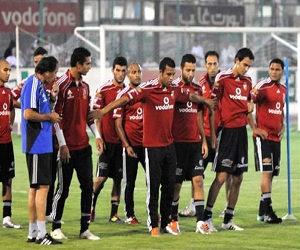   مصر اليوم - الأهلي يبدأ مفاوضات التجديد لمتعب وجدو وعاشور