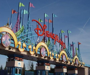   مصر اليوم - زيمبابوي تعتزم إنشاء أول ديزني لاند في أفريقيا بتكلفة 300 مليون دولار