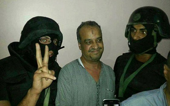   مصر اليوم - فريق من النيابة ينتقل إلى سجن طرة لبدء التحقيق مع محمد البلتاجي