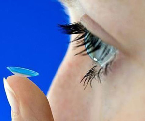   مصر اليوم - وعاء العدسات اللاصقة لا تغسله بماء الصنبور