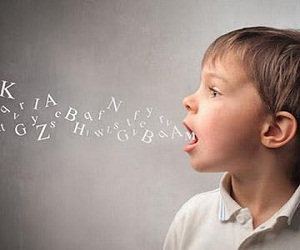 مصر اليوم - هل يؤثر التلعثم في آداء الأطفال الدراسي؟