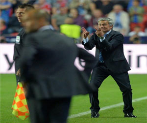   مصر اليوم - مورينيو: اللعب بـ10 لاعبين قصتي المعتادة مع الويفا