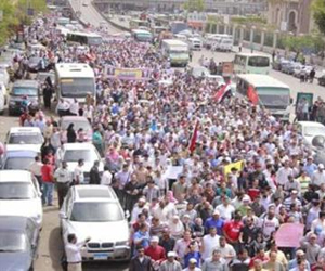   مصر اليوم - مسيرة الإخوان تجوب شوراع الغردقة