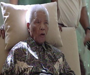   مصر اليوم - مانديلا يغادر المستشفى بشكل مفاجئ ويعود لمنزله