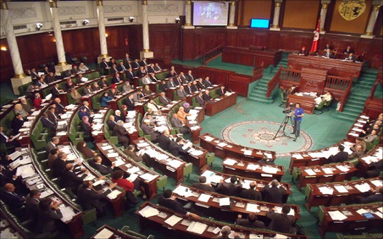   مصر اليوم - ائتلاف الحكم يتنازل عن حكومة العريض والمعارضة تتراجع عن حل التأسيسي