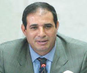   مصر اليوم - الزاكي يطالب أولمبيك آسفي بالتعاقد مع المدافع بوخريص