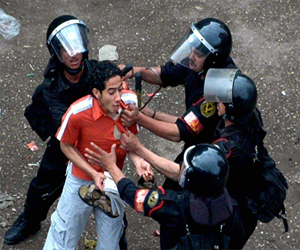 مصر اليوم - ضبط تاجر خردة مسجل خطر فئة66 ج وبحوزته مخدرات في الغردقة